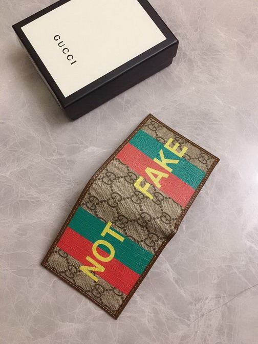 guci wallet-021